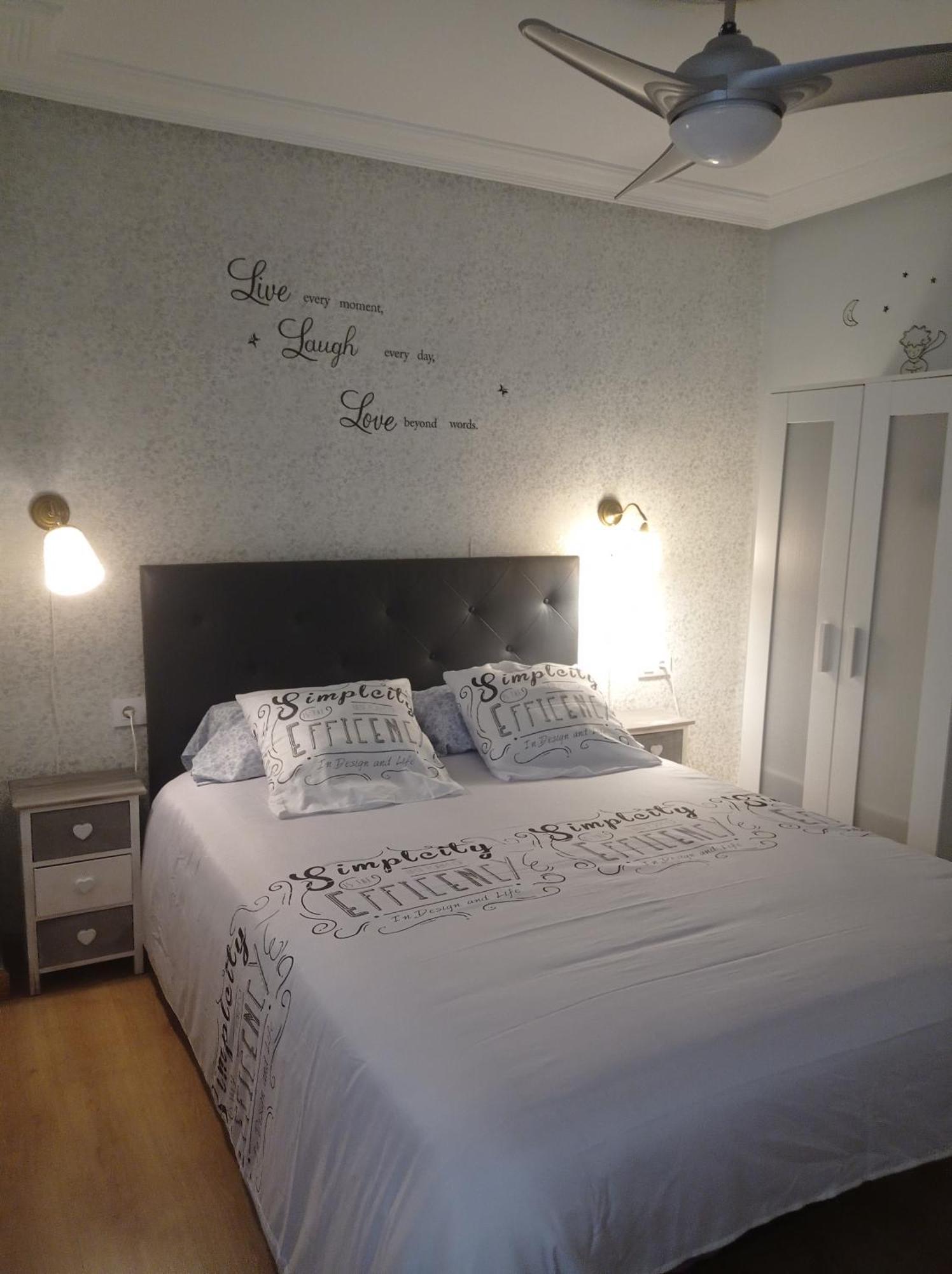 Serendipia Apartamentos 1 洛格罗尼奥 外观 照片